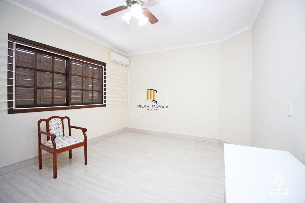 Casa para Venda - 246m², 3 dormitórios, sendo 2 suites, 3 vagas - Vila Ipiranga