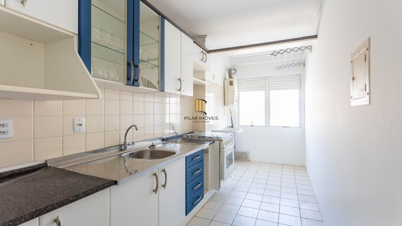 Apartamento com 2 quartos à venda em Partenon, Porto Alegre.