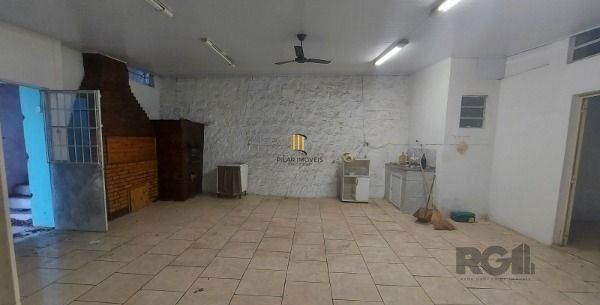 Casa de 3 dormitórios 180m², no bairro gloria  