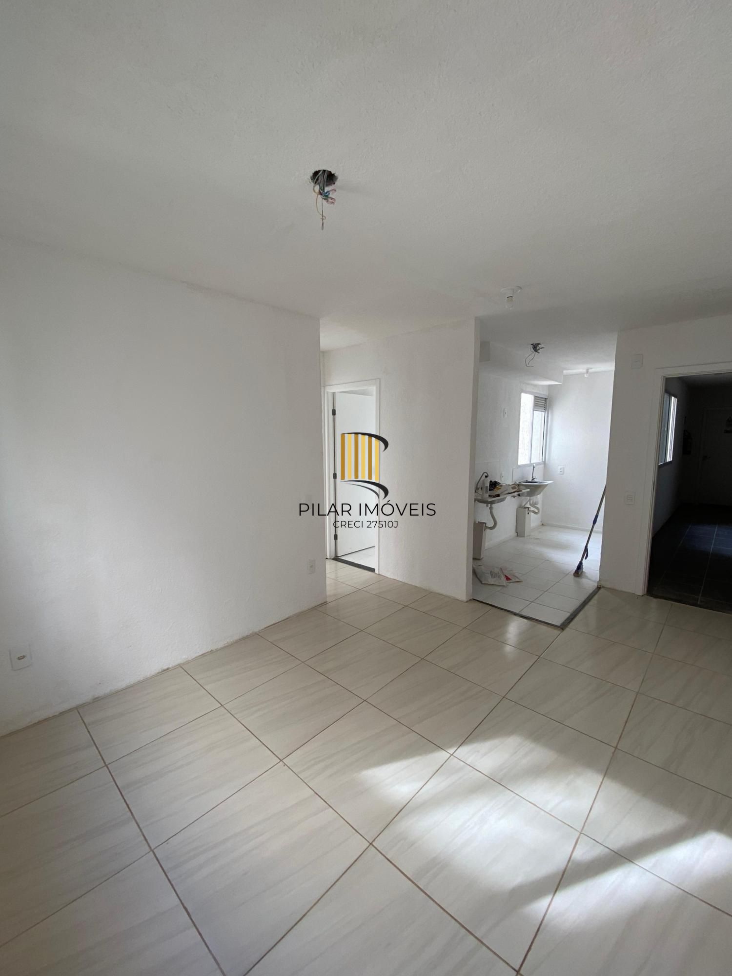 Apartamento de 2 dormitórios no Bairro Restinga
