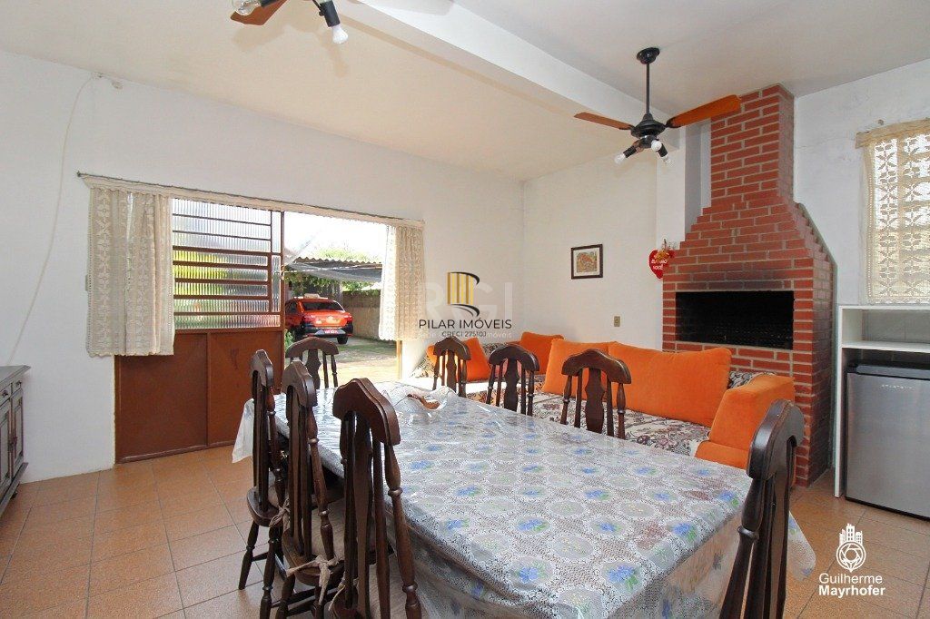 Casa para Venda - 212m², 3 dormitórios, 2 vagas - Medianeira