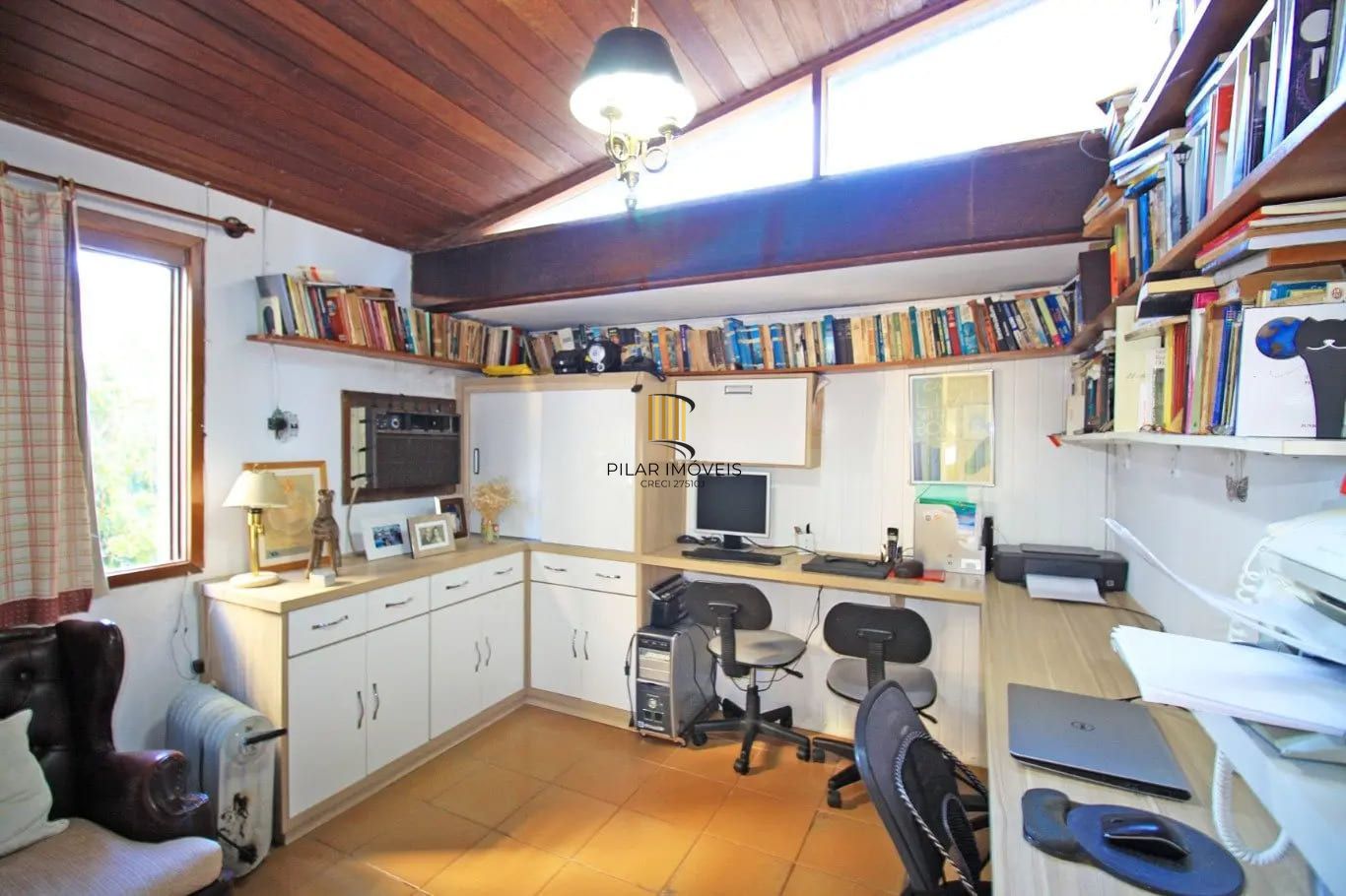 Apartamento Garden de 3 dormitórios à venda no Bairro Petrópolis.
