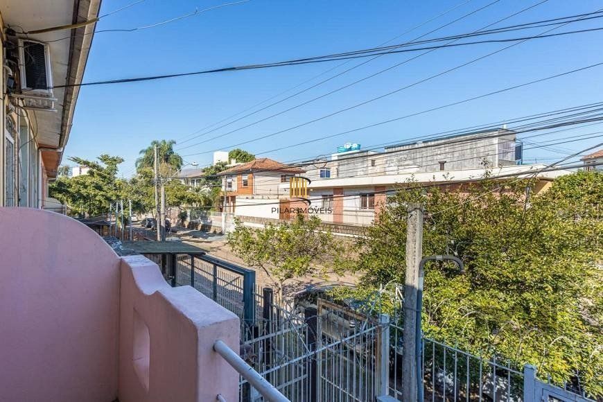 Casa 4 Dormitório(s) Bairro Medianeira
