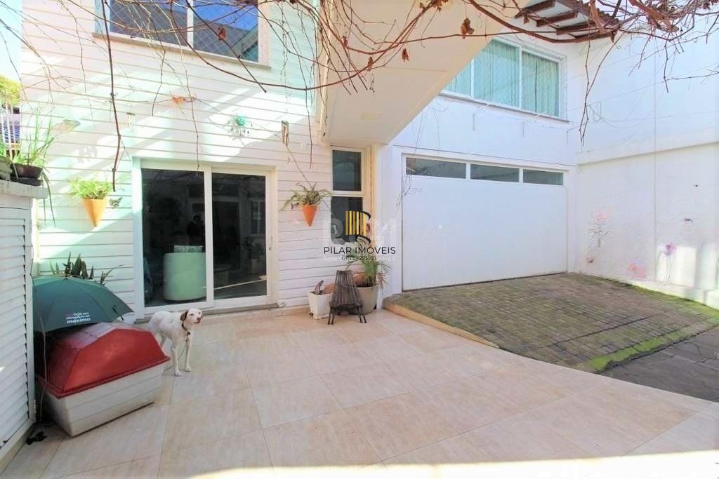 Casa de 317m², bairro jardim Lindoia