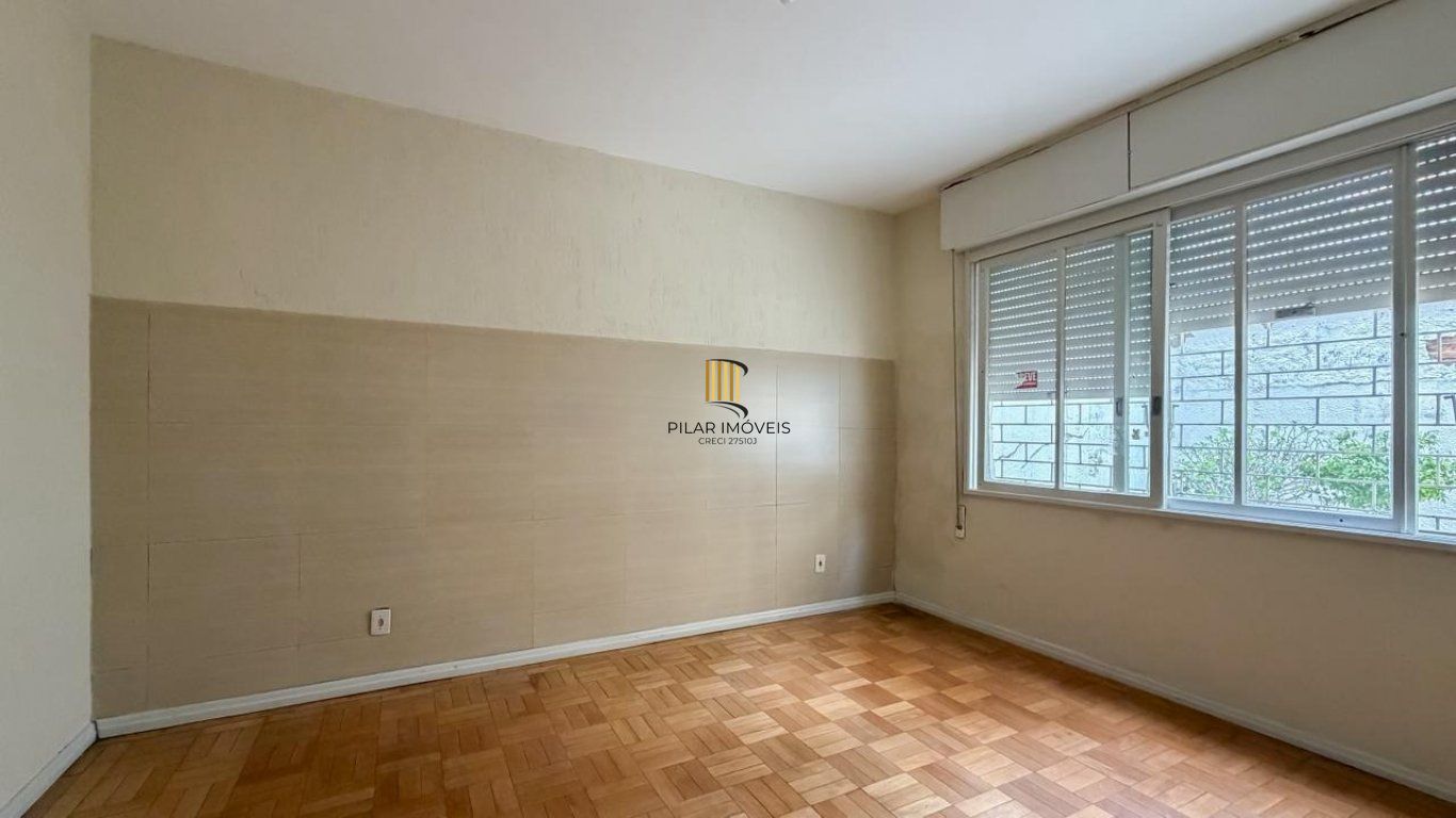 Apartamento com 2 quartos e 77m² à venda em Bom Fim, Porto Alegre. Rua Tomaz Flores, Bom Fim, Porto Alegre