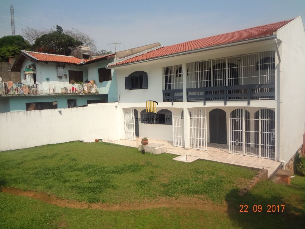 Casa para Venda - 365m², 4 dormitórios, sendo 2 suites, 6 vagas - Nonoai