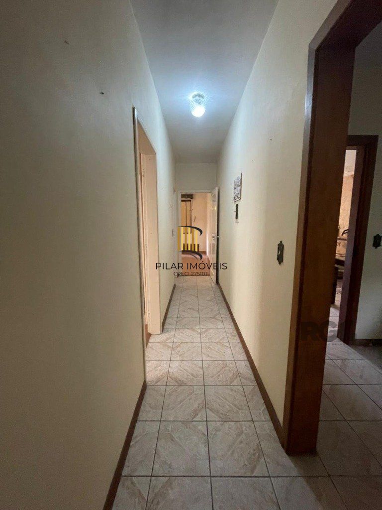 Casa 3 dormitórios no bairro Chácara das Pedras