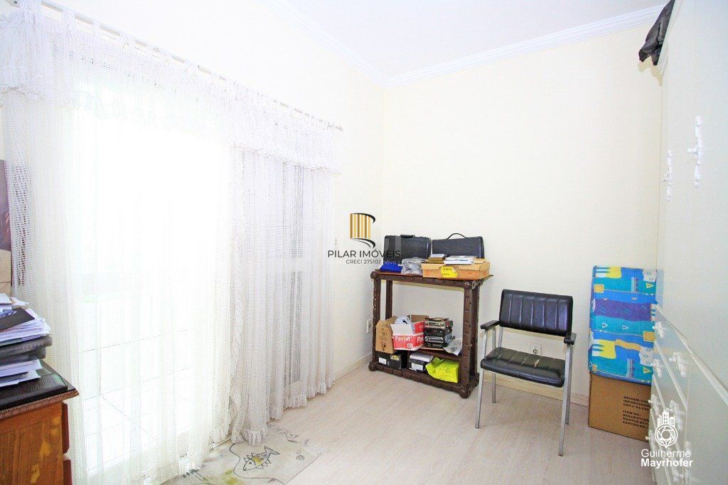 Casa para Venda - 130m², 3 dormitórios, sendo 1 suites, 4 vagas - Sarandi