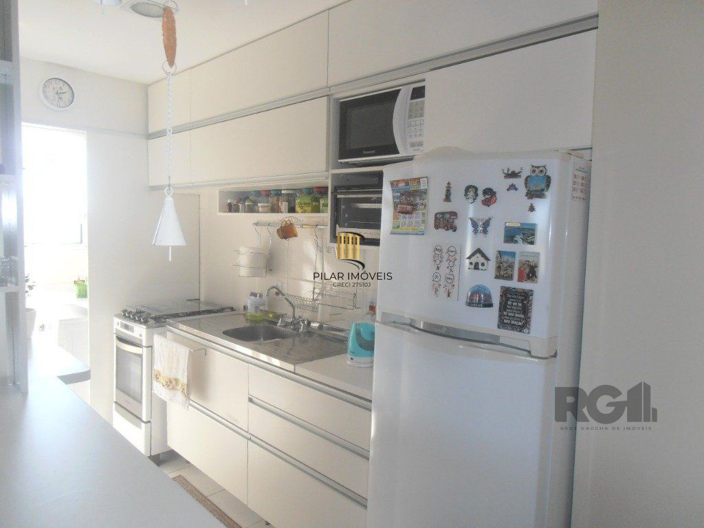 Apartamento 62m², 3 dormitórios, 2 vagas de garagem no bairro Passo da Areia
