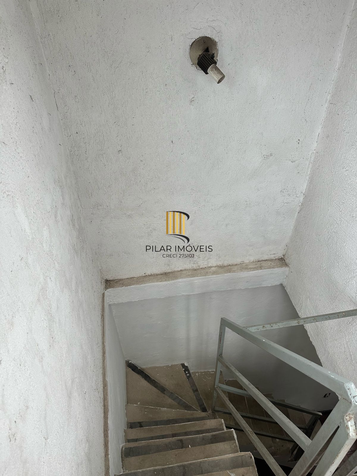 Casa 4 dorms à venda Rua Doutor Ney Cabral, Nonoai - Porto Alegre