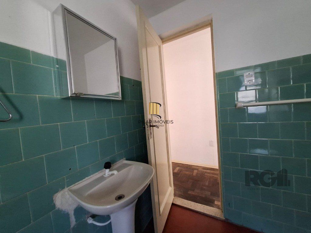 Apartamento 3 dormitórios no bairro Menino Deus