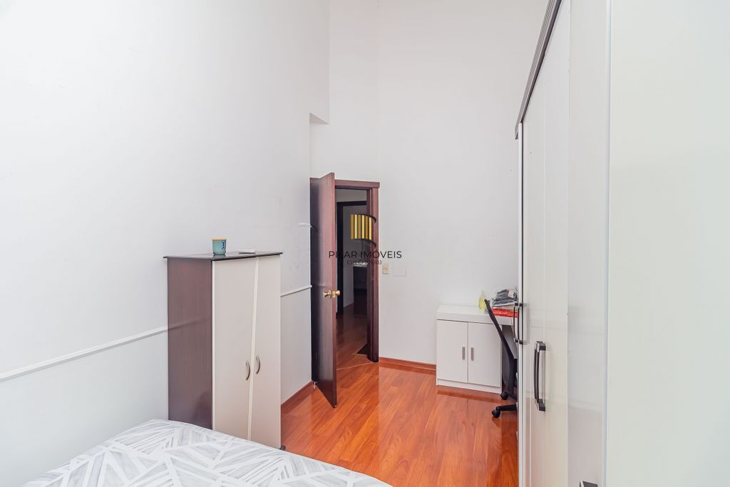Casa de 3 dormitórios à venda no Bairro Serraria - Porto Alegre