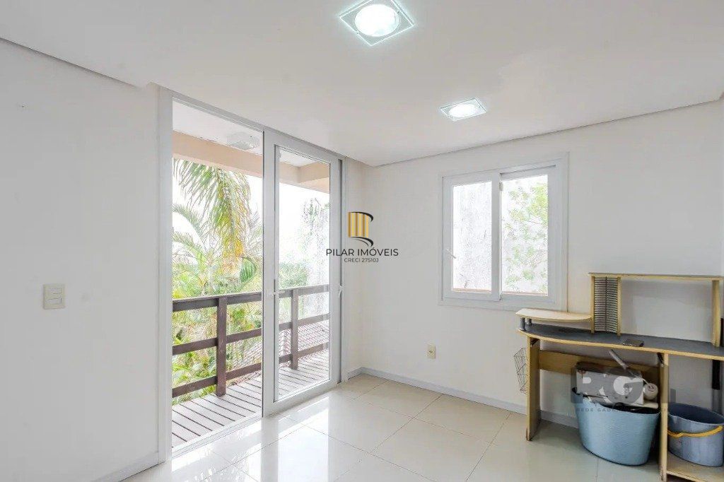 Casa com 3 dormitórios no bairro Jardim Isabel