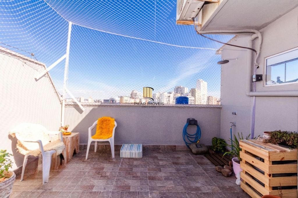 Cobertura 2 dormitórios à venda Avenida Alberto Bins, Floresta - Porto Alegre