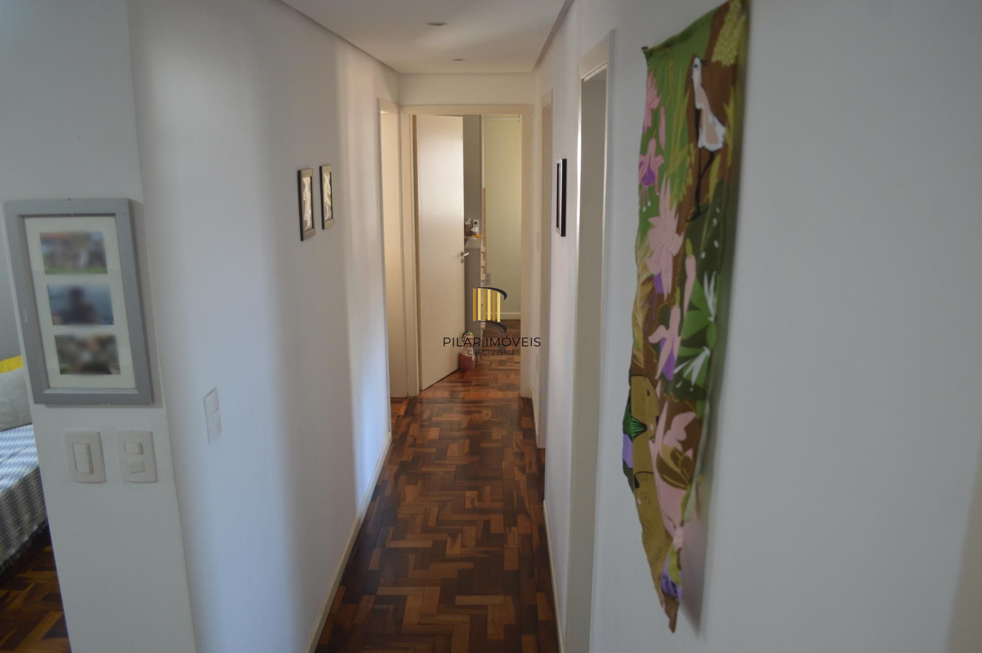 Apartamento com 3 quartos e 77m² à venda em Teresópolis, Porto Alegre.