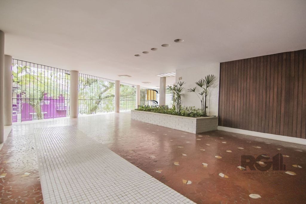 Apartamento 126m² - Semi mobiliado, 3 dormitórios, 1 vaga no bairro Moinhos de Vento