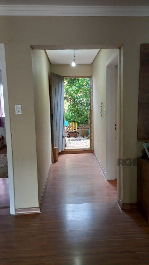 Casa com 4 dormitórios no bairro Vila Nova