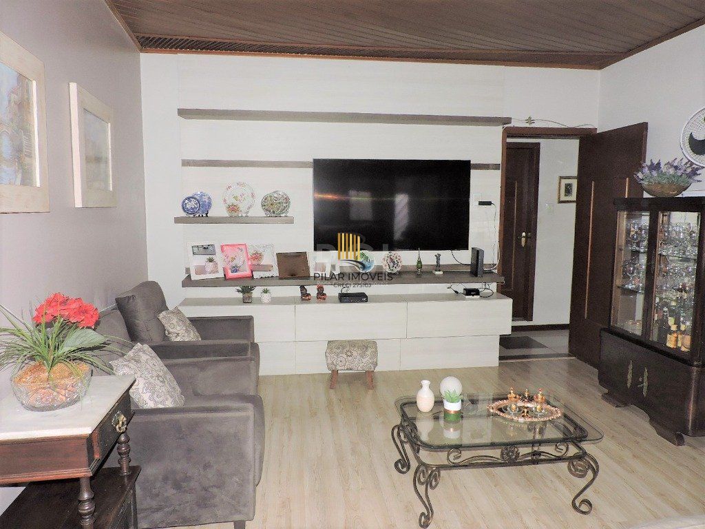 Apartamento para Venda - 111m², 3 dormitórios, sendo 1 suites, 1 vaga - Petrópolis