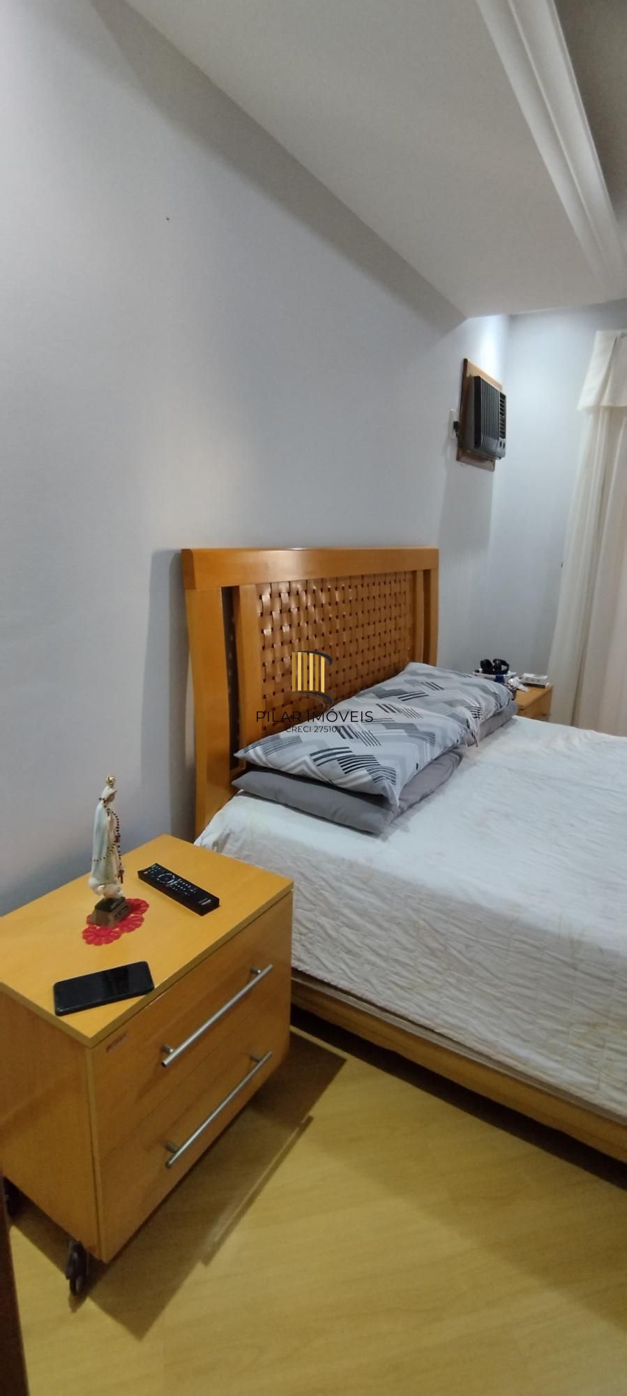 Casa 348m², 4 dormitórios, 2 vagas no bairro Nonoai