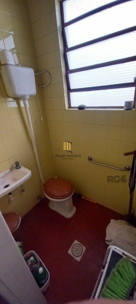 Casa 3 dormitórios no bairro Chácara das Pedras