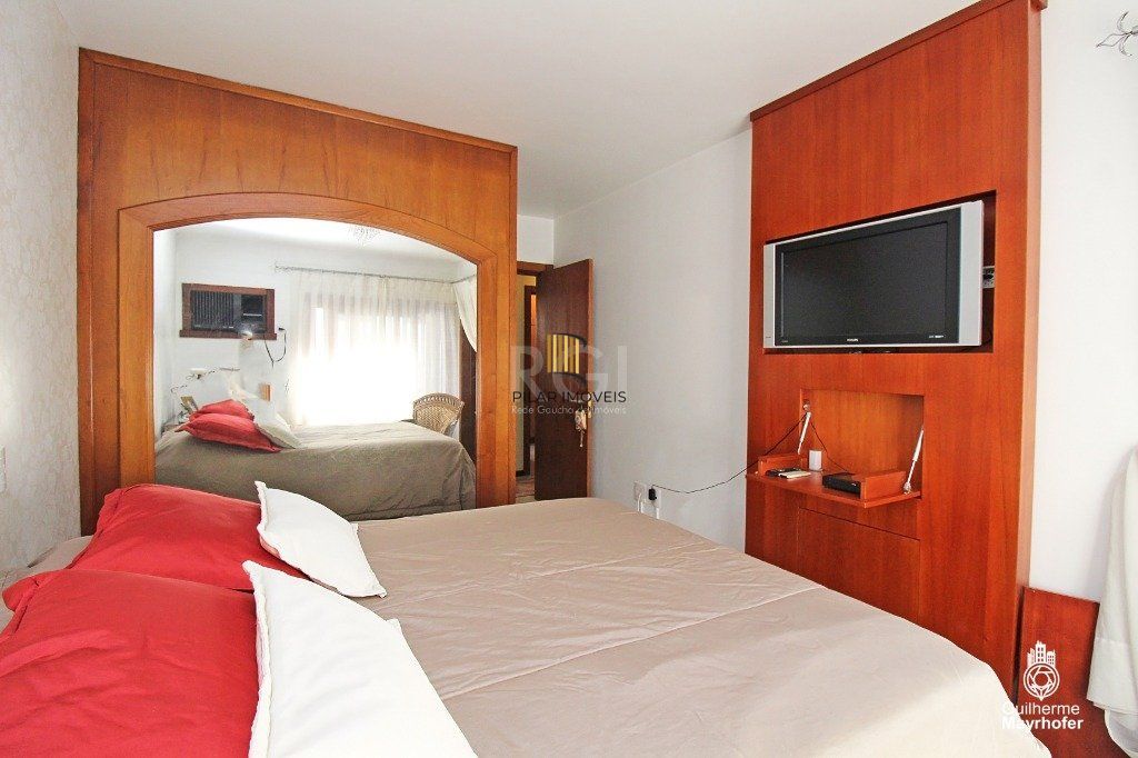 Cobertura para Venda - 230m², 3 dormitórios, sendo 2 suites, 2 vagas - Auxiliadora