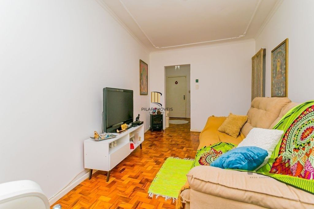 Apartamento térreo 67m² - 2 dormitórios e 1 vaga no bairro Higienópolis