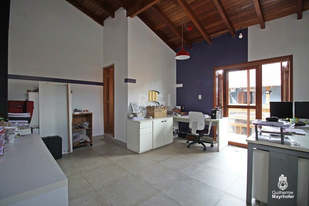 Casa para Venda - 151.36m², 3 dormitórios, sendo 1 suites, 2 vagas - Partenon