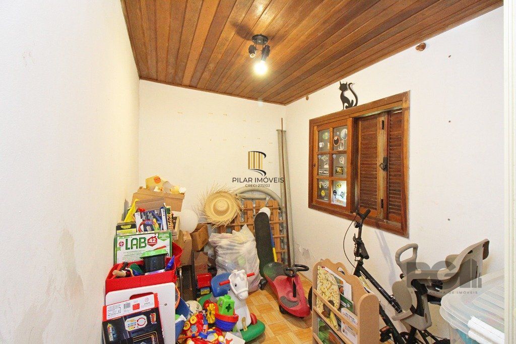 Casa 3 Dormitório(s) Bairro Ipanema