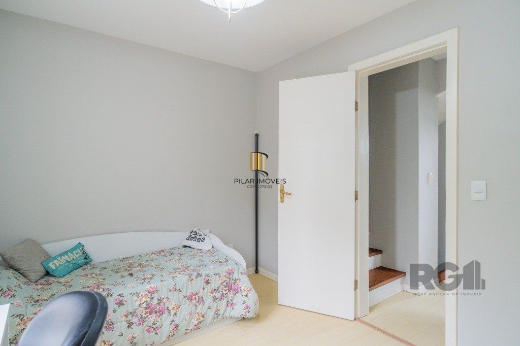 Casa em condomínio de 127m² no bairro Teresópolis