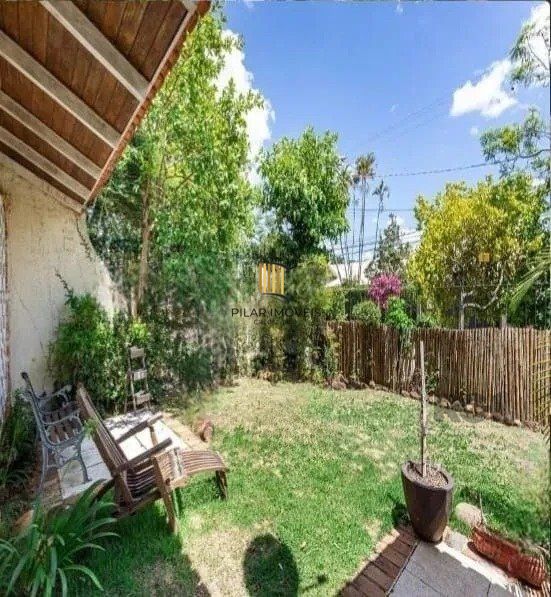 Excelente casa de 220m² com 3 dormitórios no bairro Tristeza.