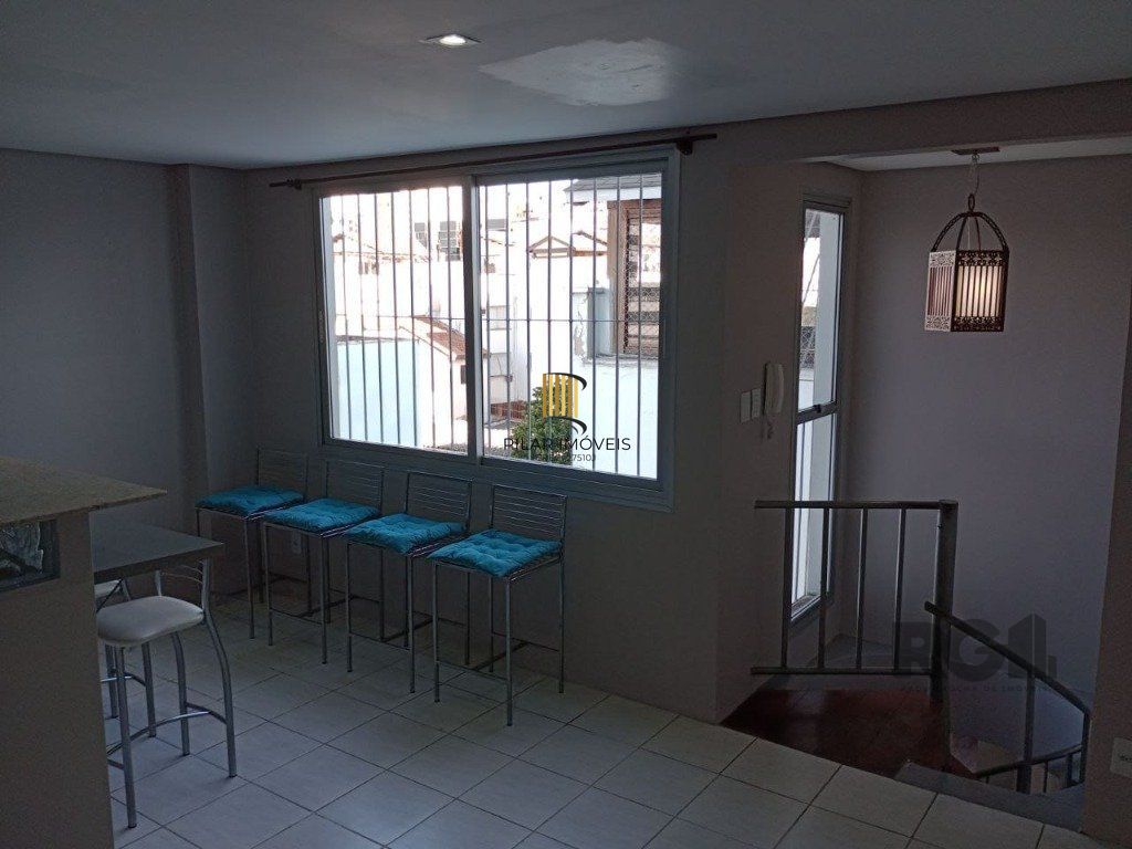 Cobertura 139m², 2 dormitórios, terraço, 2 vagas no bairro Santana