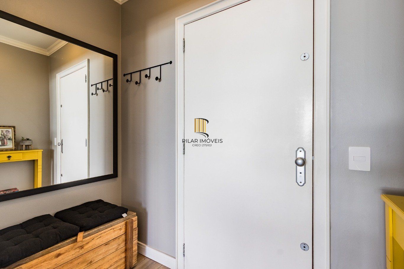 Apartamento com 3 quartos e 147m² à venda em Moinhos de Vento, Porto Alegre.