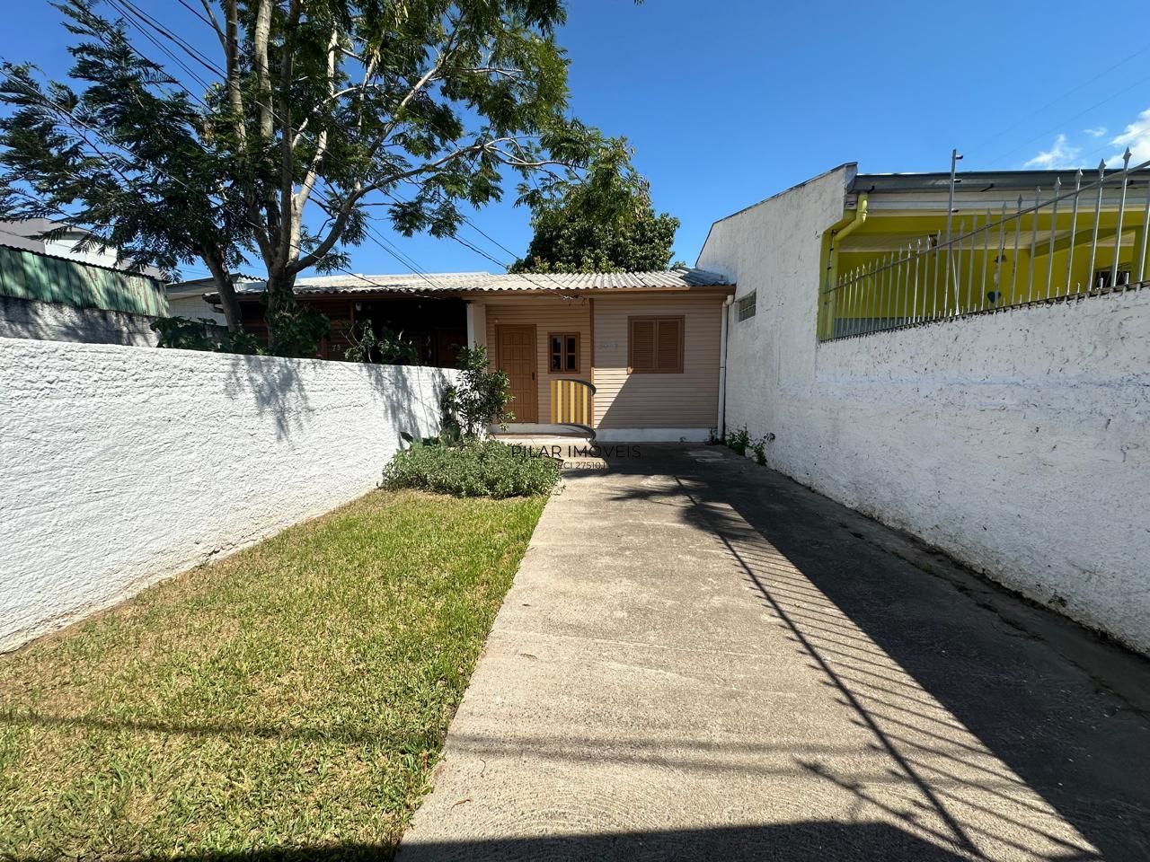 CASA BEM LOCALIZADA NA CAVALHADA EM FRENTE AO CECOPAM