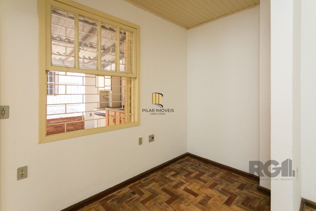 Casa com 5 dormitórios no bairro Jardim Carvalho