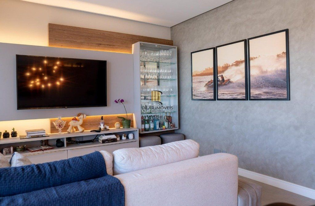 Apartamento para Venda - 81.57m², 2 dormitórios, sendo 1 suites, 2 vagas - Centro