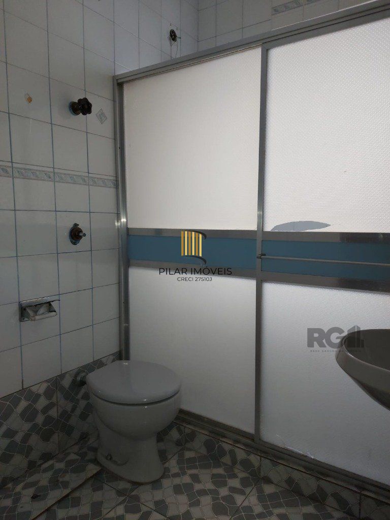 Apartamento 2 dormitórios, próximo da UFRGS, PUC, Ernesto Dorneles e trasporte público.