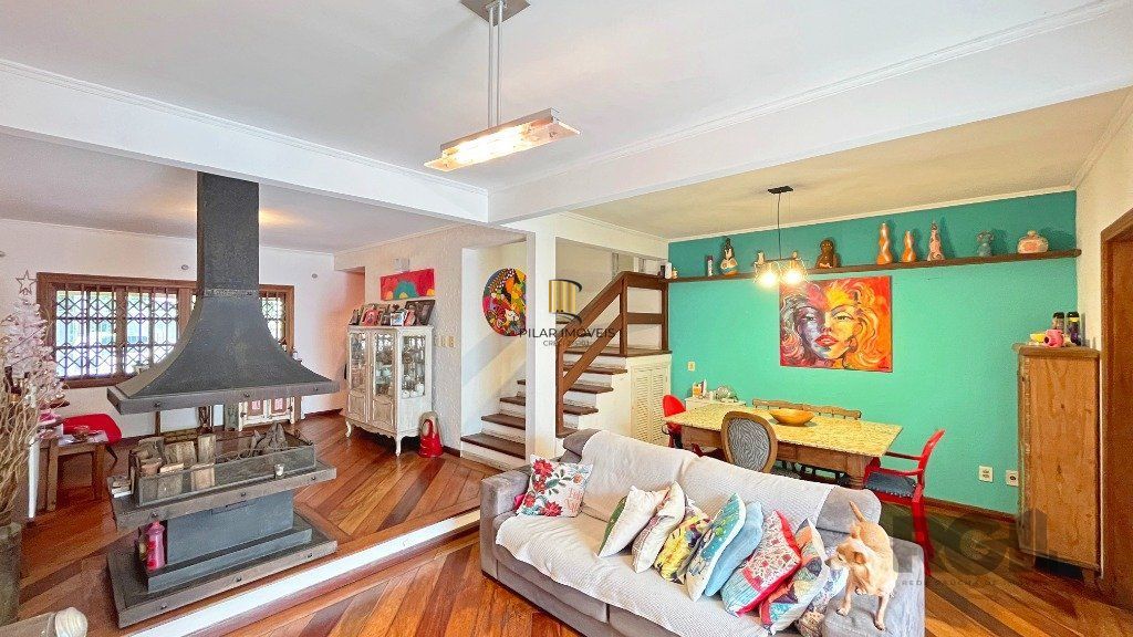 Casa para Venda - 176m², 3 dormitórios, sendo 1 suites, 4 vagas - Jardim Isabel