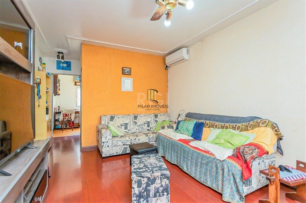 Casa para Venda - 165m², 3 dormitórios, 2 vagas - Partenon