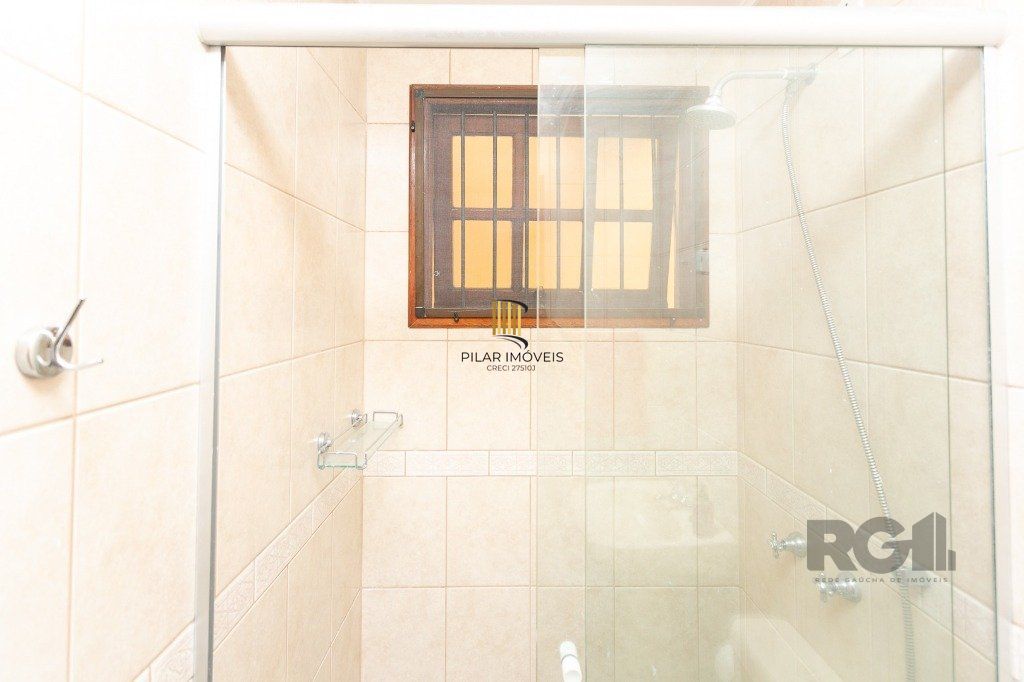 Casa com 5 dormitórios no bairro Jardim Carvalho