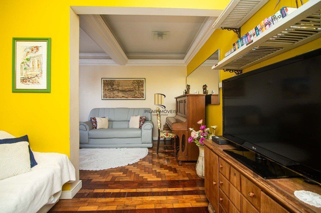 Apartamento 152m² - 4 dormitórios no bairro Floresta