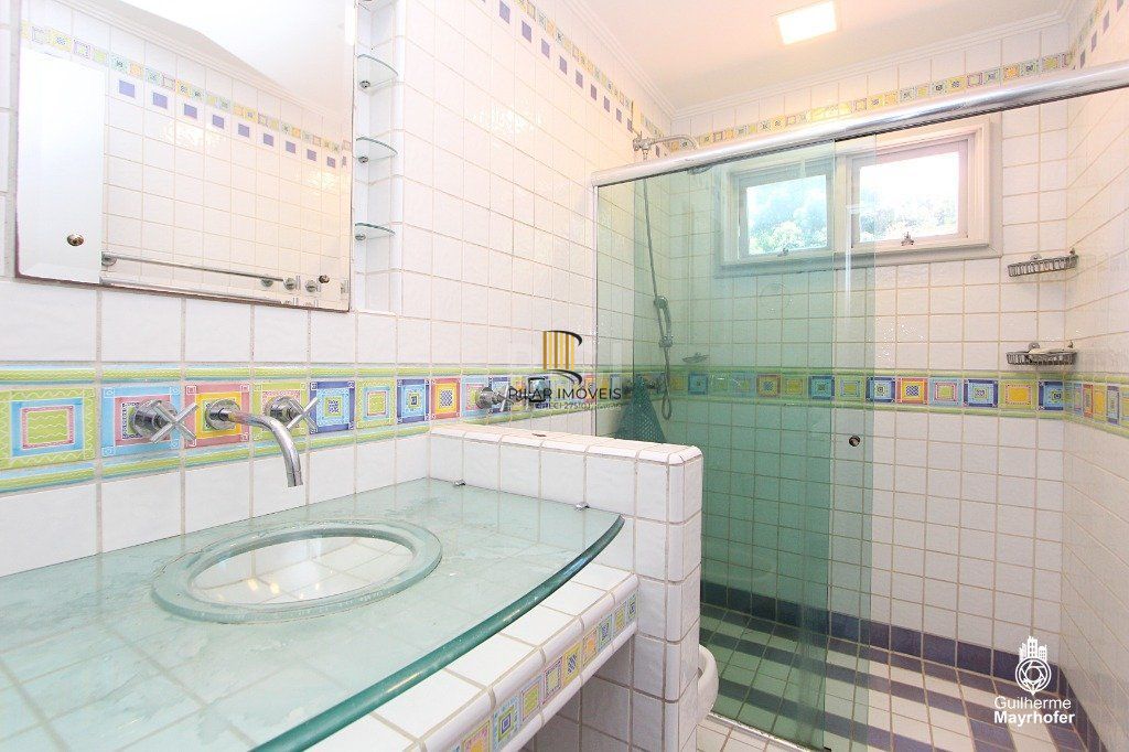 Casa para Venda - 393m², 4 dormitórios, sendo 2 suites, 4 vagas - Ipanema
