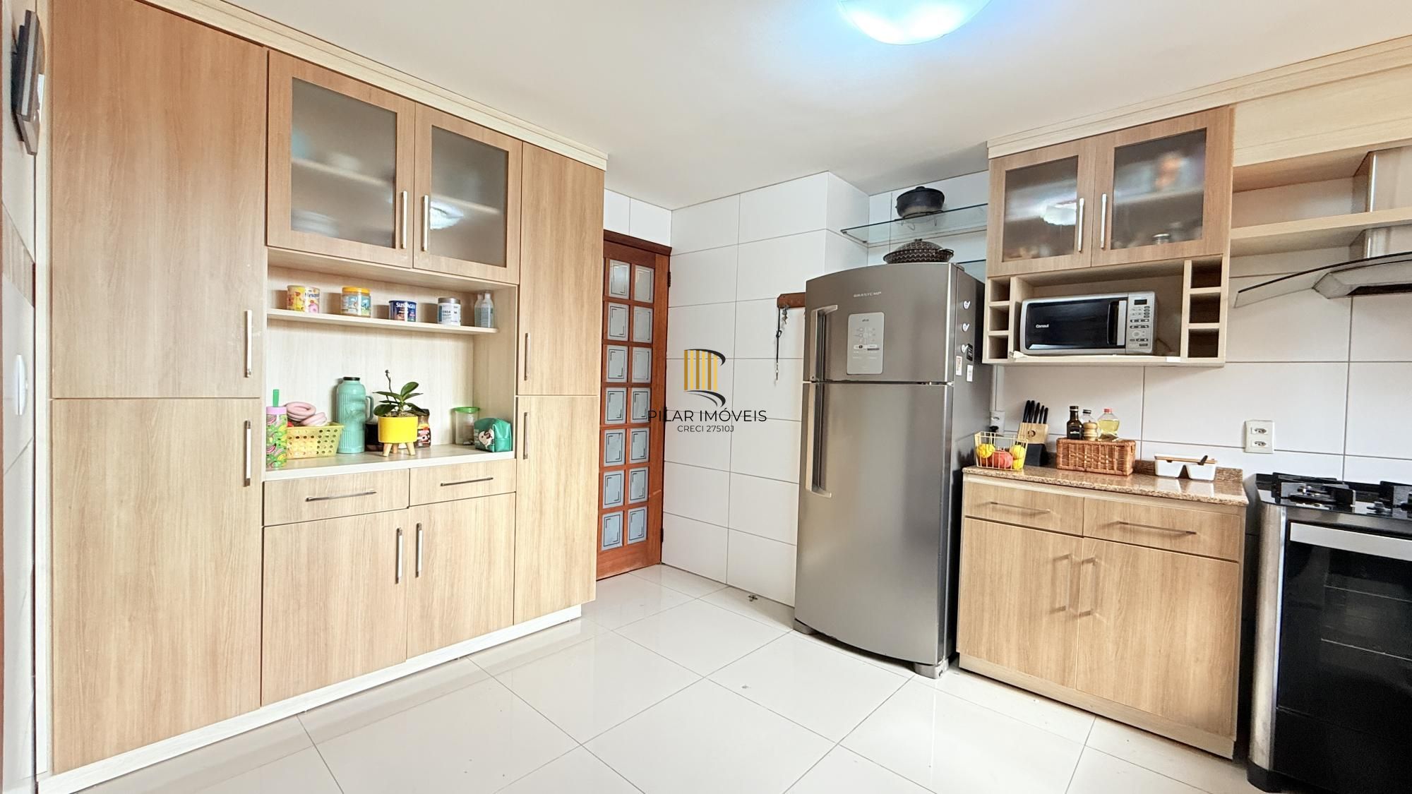 Casa para Venda - 260m², 4 dormitórios, sendo 1 suites, 4 vagas - Nonoai