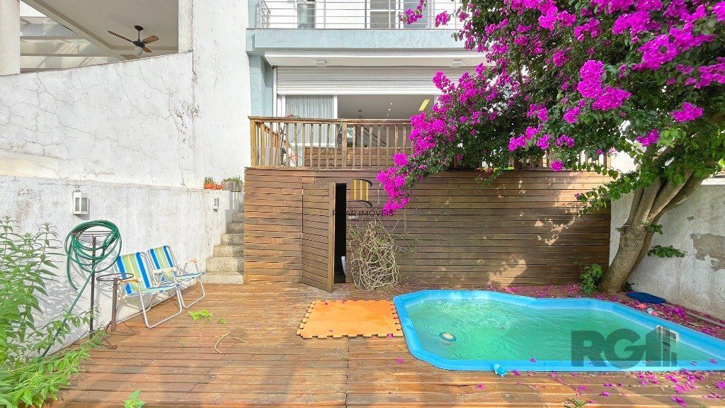 Casa 3 dormitórios no bairro Vila Nova