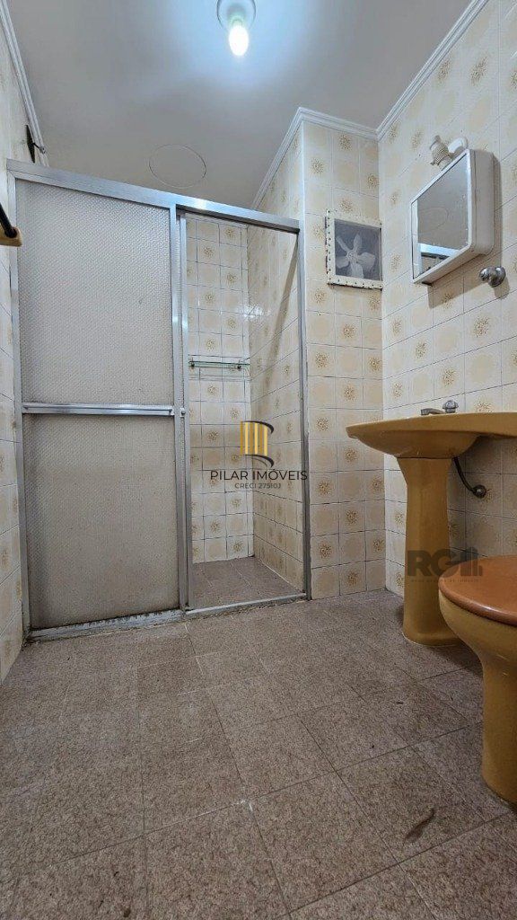 Apartamento 1 dormitório com ótima orientação solar no Bairro Nonoai.