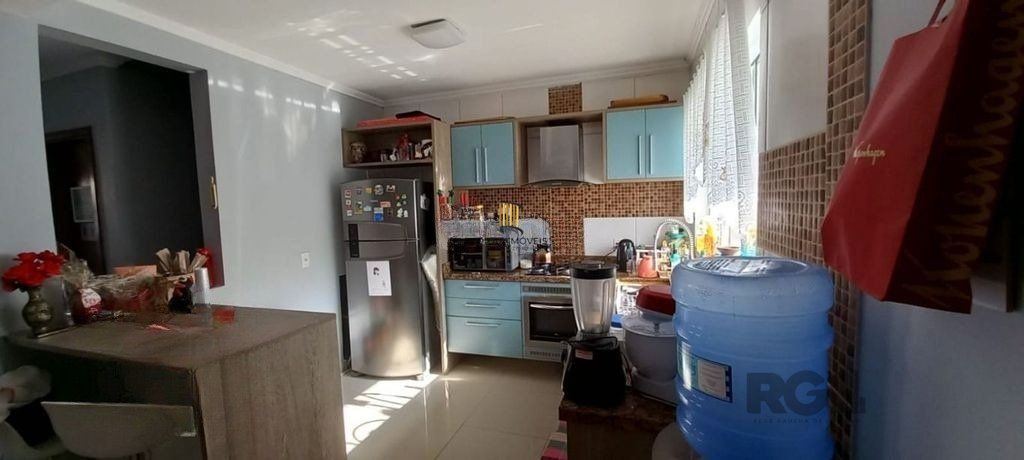 Casa com 2 dormitórios no bairro Hípica