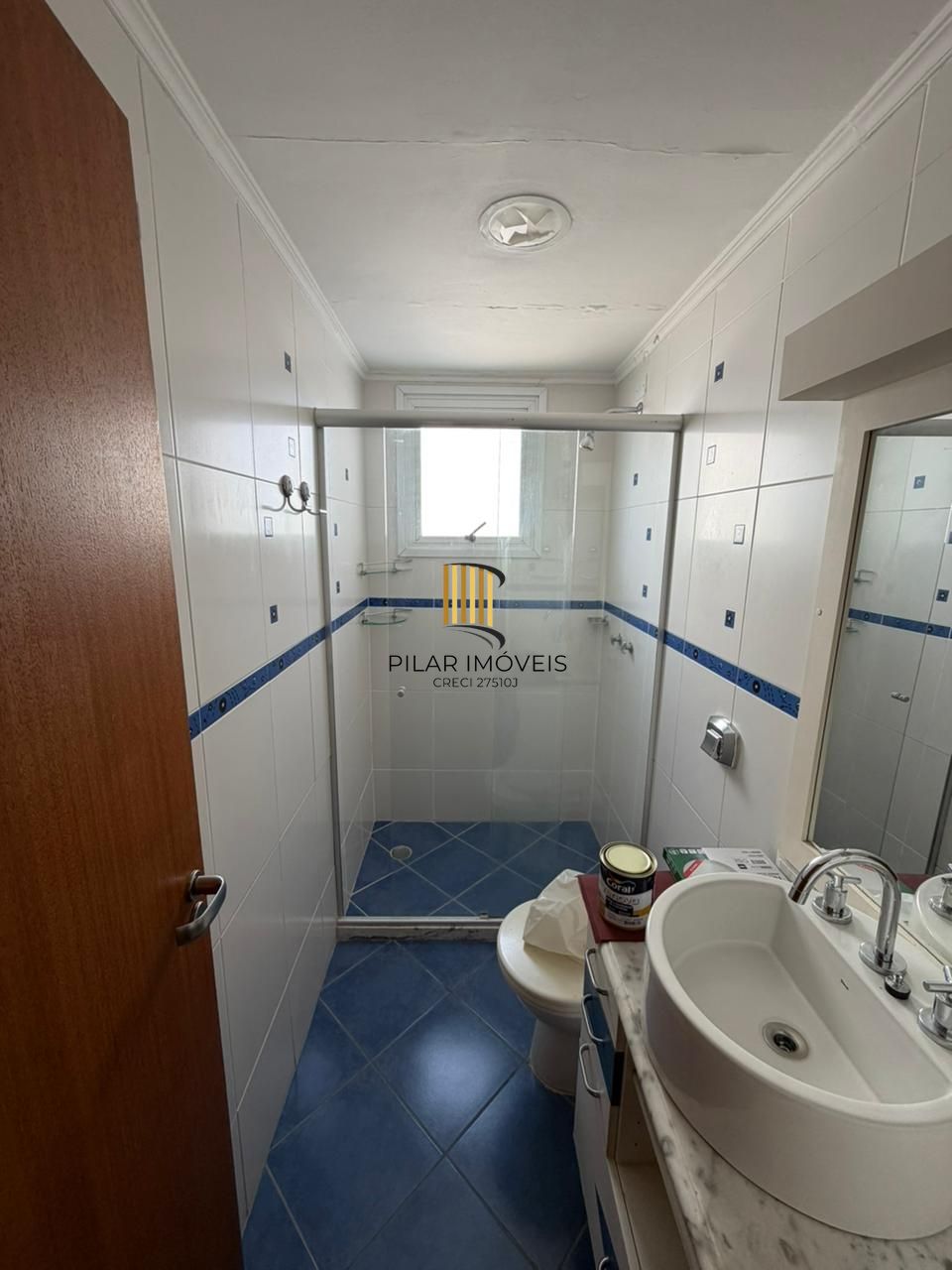 Apartamento 2 dormitórios, 1 vaga coberta no Bairro Teresópolis.