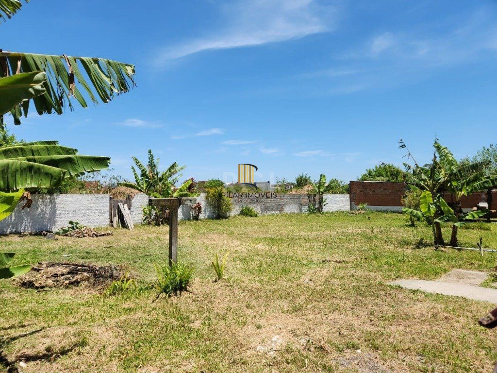 Casa para Venda - 150m², 2 dormitórios, 4 vagas - Ponta Grossa