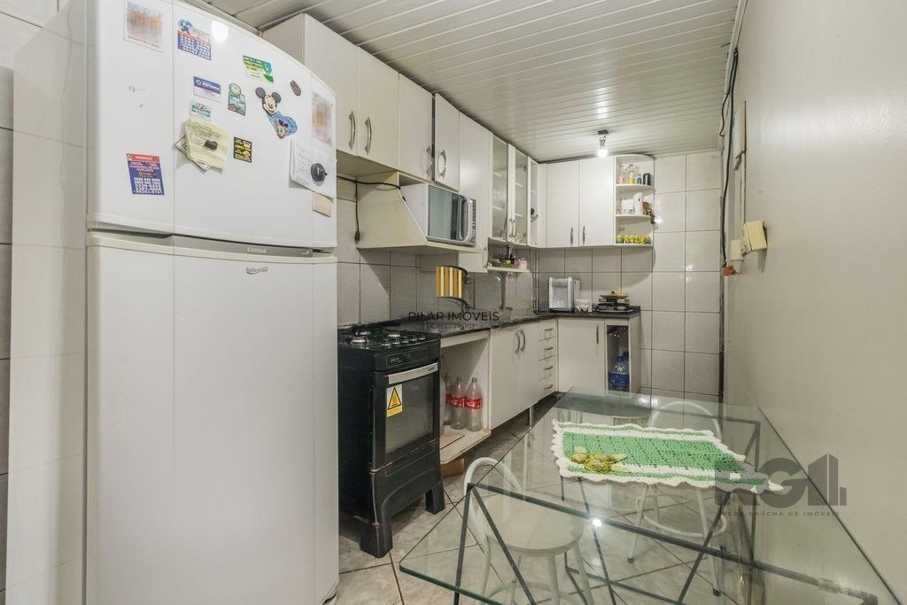 Casa de 4 dormitórios,  no bairro Vila Jardim