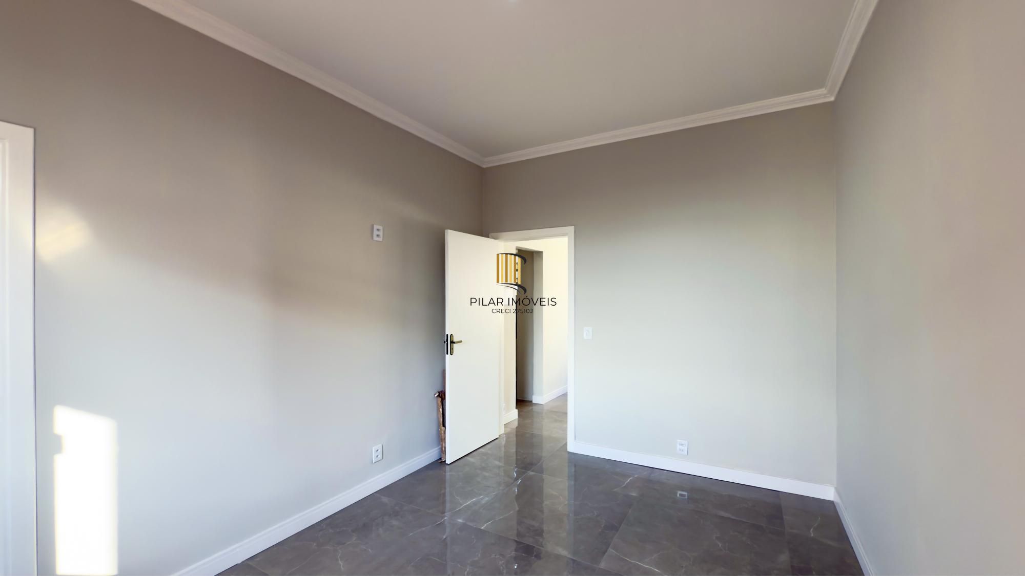 Apartamento totalmente reformado no centro de Porto Alegre