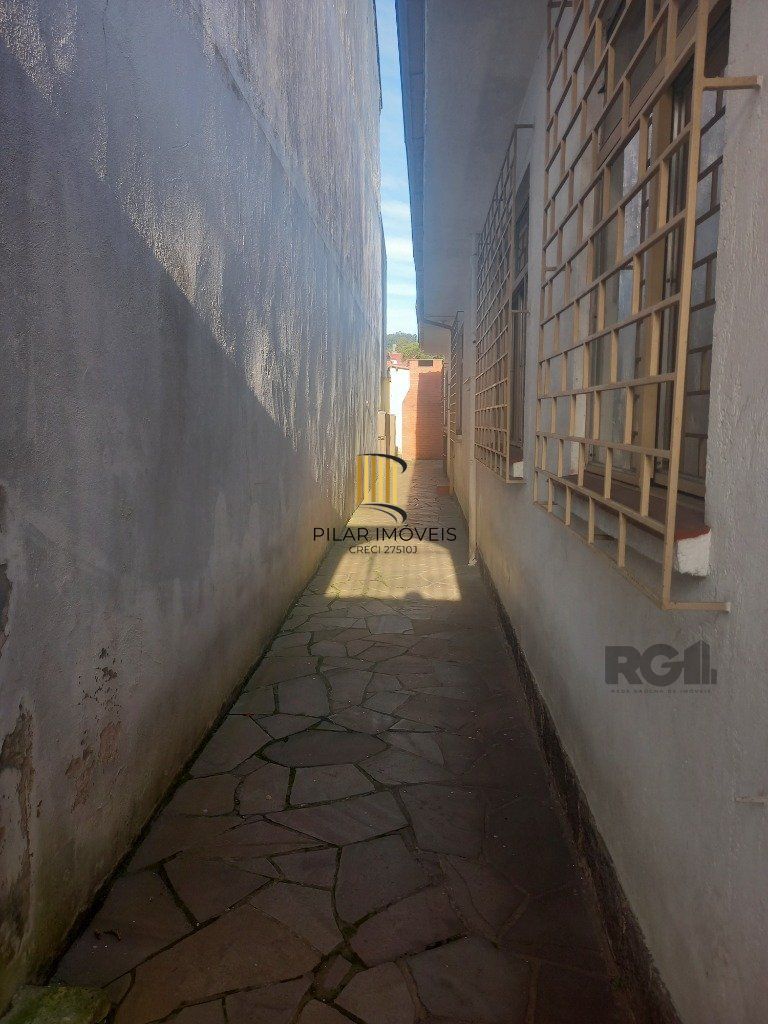 Casa 3 dormitórios no bairro Teresópolis